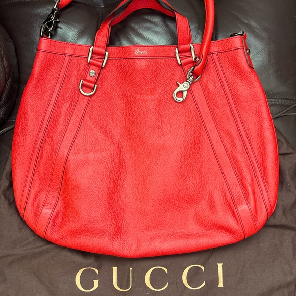 Authentic Gucci Abbey leather tote in Red - Picture 1 of 14